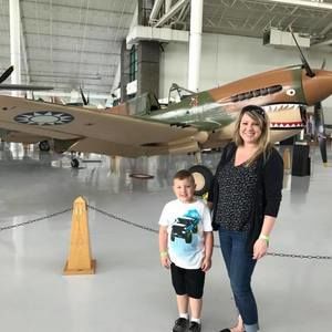 Meet your Posher, Jenn